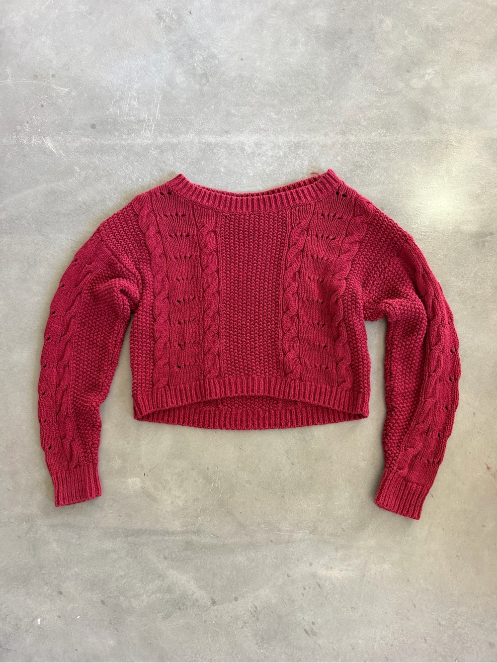 Abercrombie & Fitch Red Cropped Cable Knit Crewneck Sweater